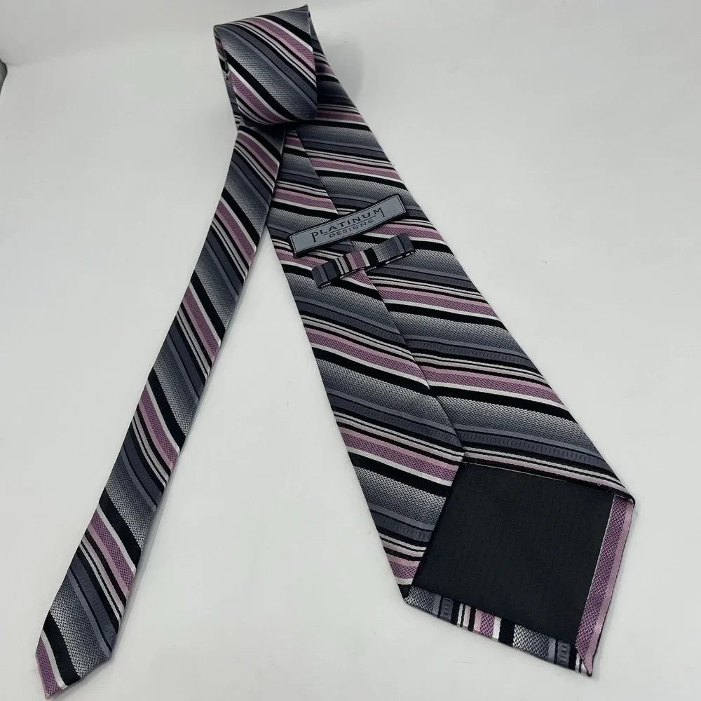 Platinum Designs Tie Handmade‎ Silk Pink Gray Black VTG 3.75x62